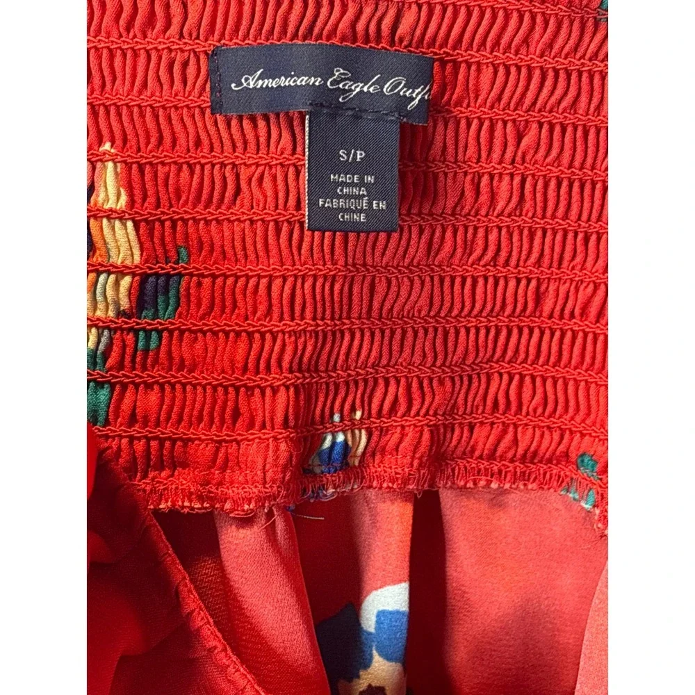 American Eagle Vibrant Red Floral Ruffle Camisole Smocked Back‎ Tank Top Small